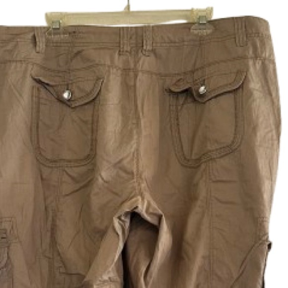 Deja Bleu Cargo Pants Y2K Revival Utility Chic Tan Size 20 Streetwear - Picture 6 of 7